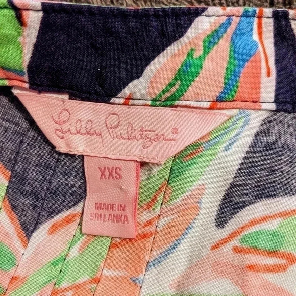 Lilly Pulitzer Navy Floral Sarasota Tunic Size XXS - Picture 3 of 4